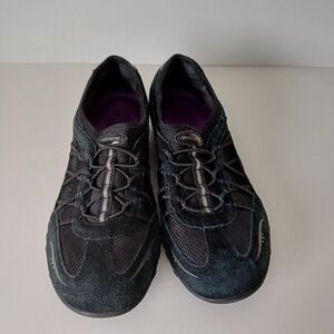 Rare Style Women's Skechers Slip-on Sneakers Memory Foam US 8